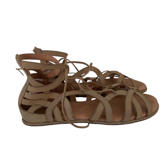 Gentle Souls by Kenneth Cole "Break My Heart" Cage Sandal - Picture 5 of 7